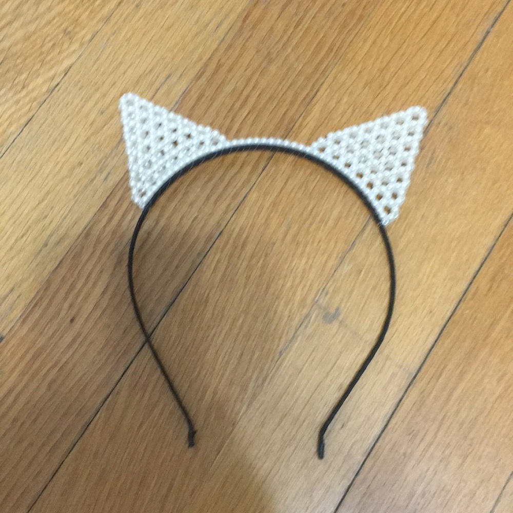Pear kitty ear headband
